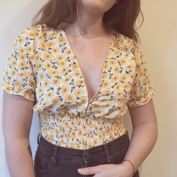 Floral Print Ruched Blouse with Frilly Sleeves - Picture 1 of 7